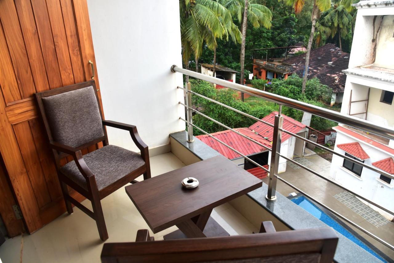 Candolim Grande Resort エクステリア 写真