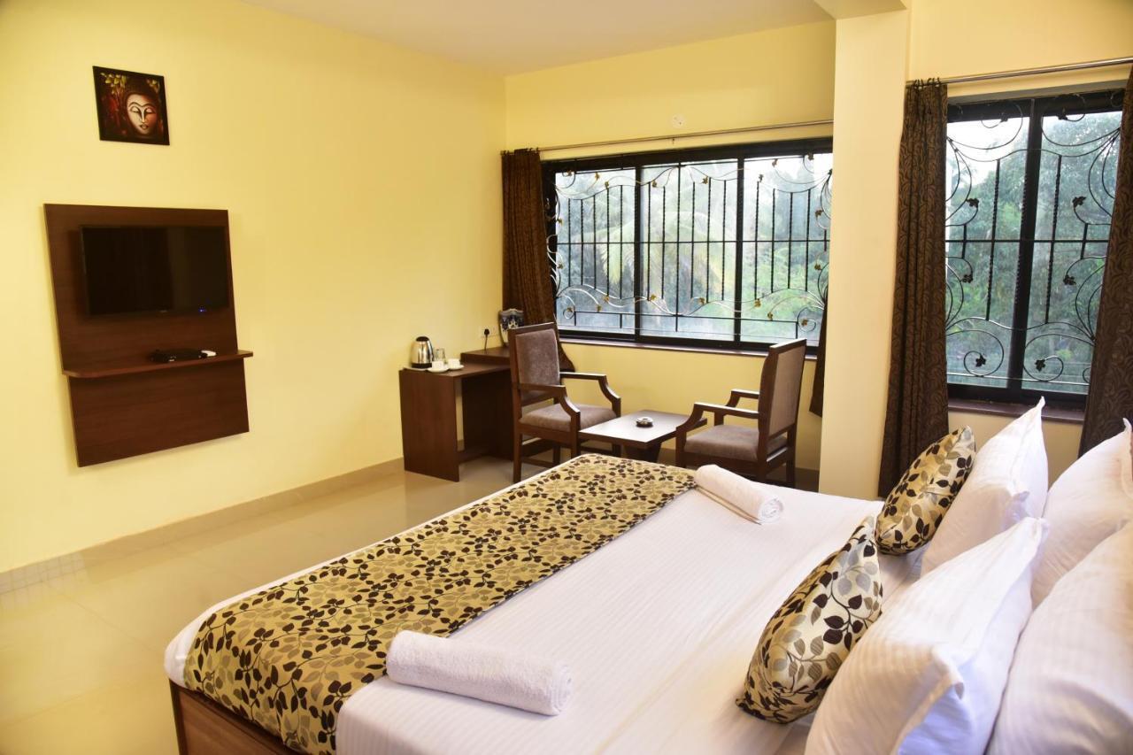 Candolim Grande Resort エクステリア 写真
