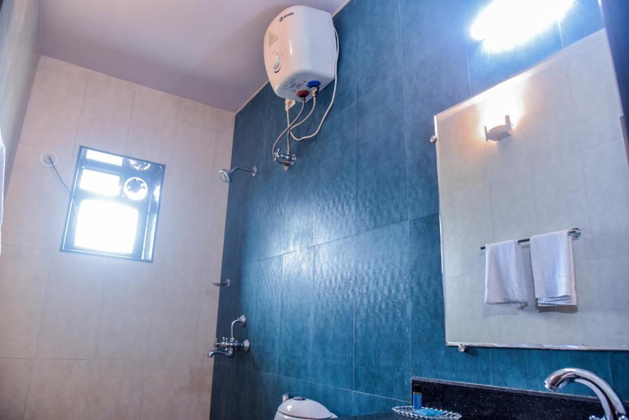 Candolim Grande Resort エクステリア 写真