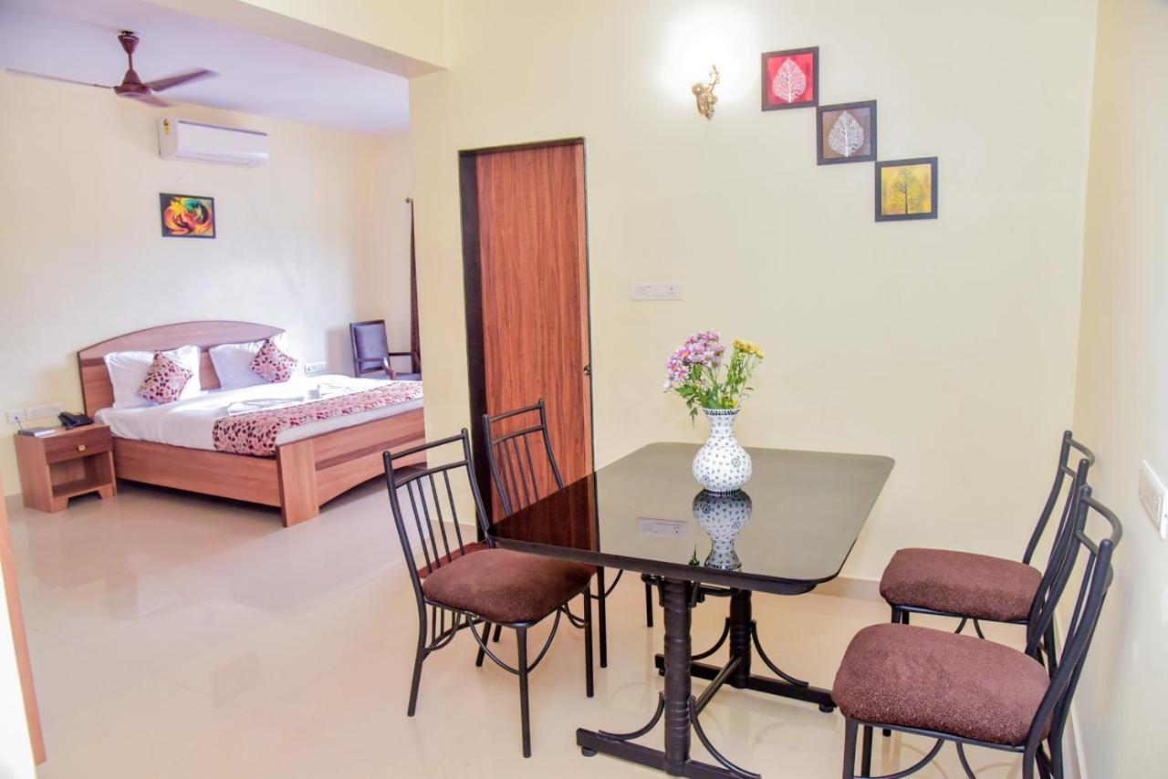 Candolim Grande Resort エクステリア 写真