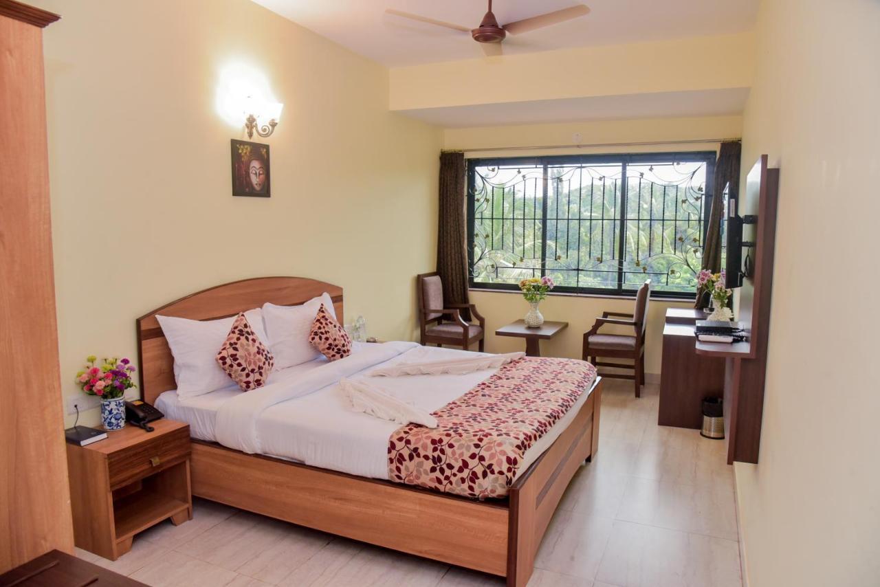 Candolim Grande Resort エクステリア 写真
