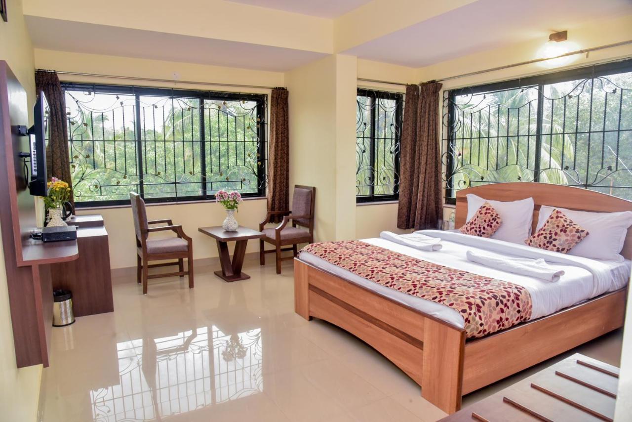 Candolim Grande Resort エクステリア 写真