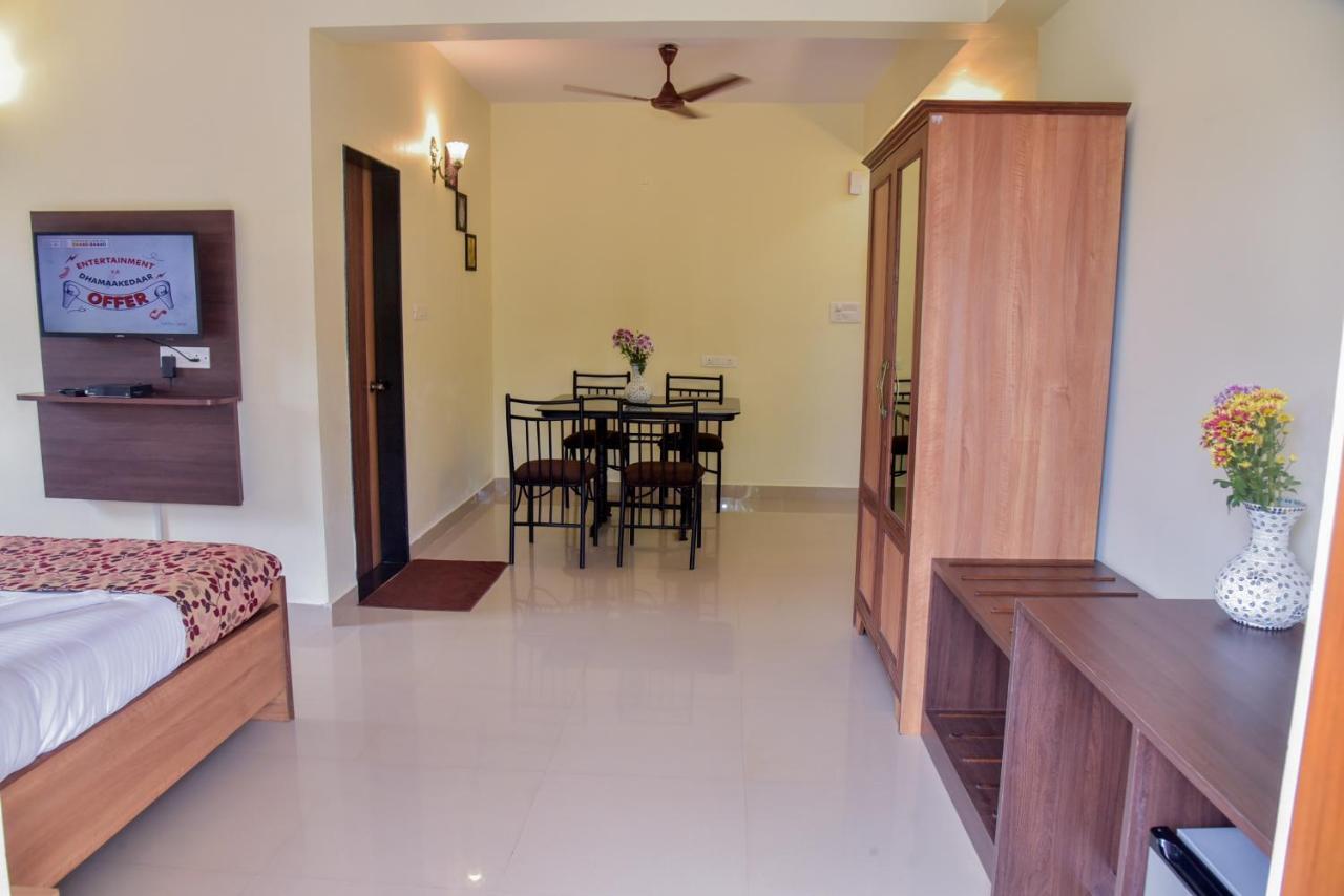 Candolim Grande Resort エクステリア 写真