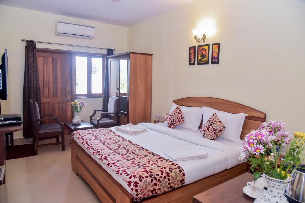 Candolim Grande Resort エクステリア 写真
