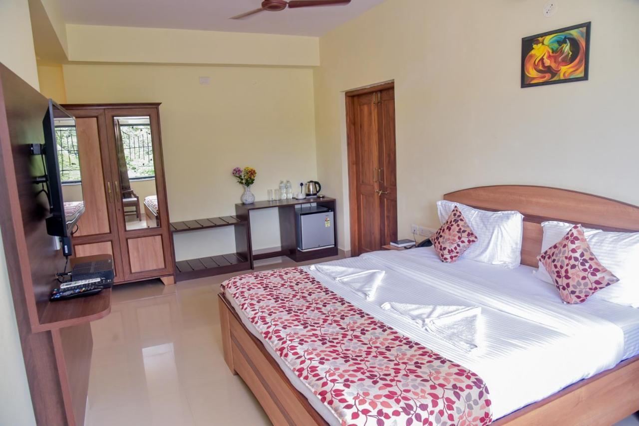 Candolim Grande Resort エクステリア 写真