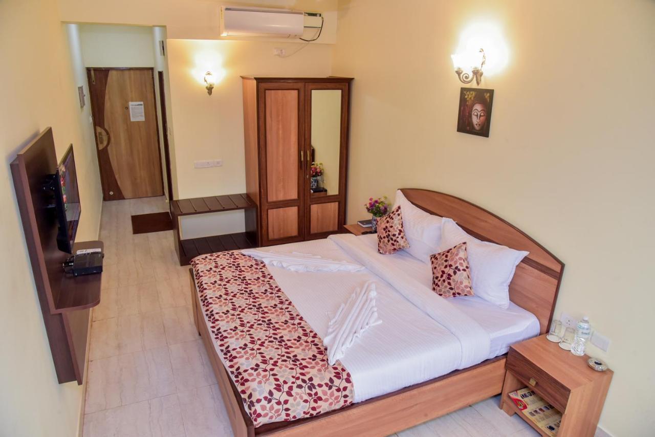 Candolim Grande Resort エクステリア 写真
